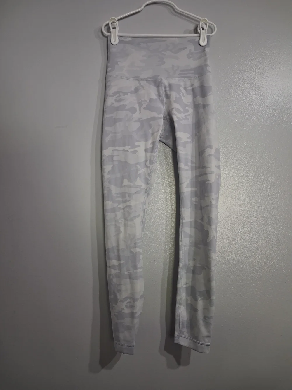 Lululemon Wunder Under High-Rise Tight 25 *Luxtreme/ Size 4